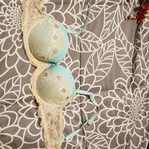Victoria secret 36 C dream Angel's lined demi bra
